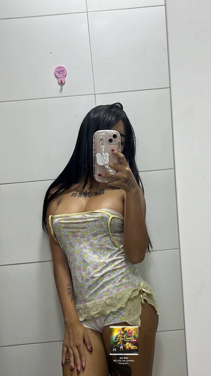 Ninfetinha bem novinha fudendo