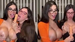 Jaiane Lima e Alyne Lary esfregando consolo nos peitos