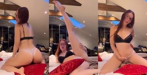 Novo vídeo da Cibelly Ferreira a professora de inglês com lingerie sexy